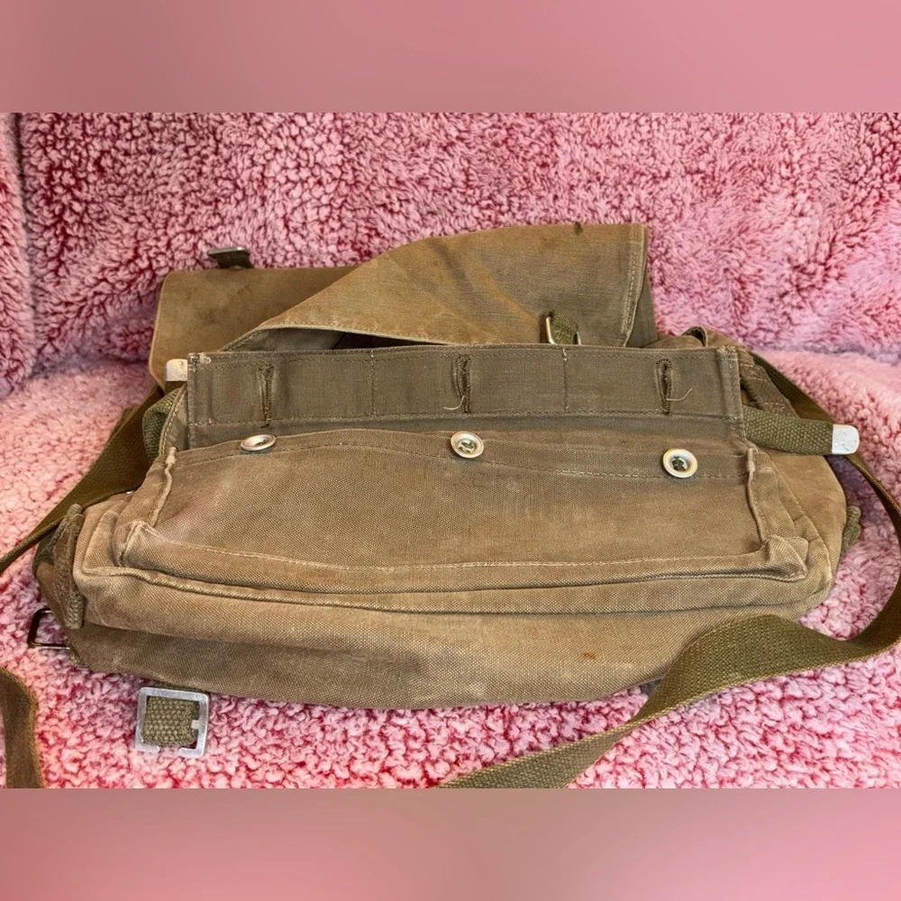 1960s West German Issue Heavy-Duty Canvas Shoulder/Hand Carry​​